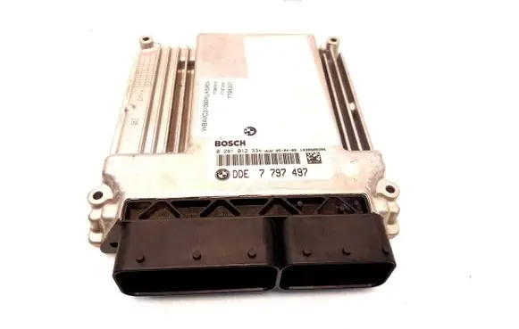BMW 5 E60 E61 Engine control unit/module 7797497 1039S08306 0281012334