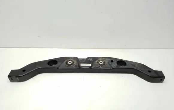 Buick Encore I Rear differential/diff mount bracket 664017087A667