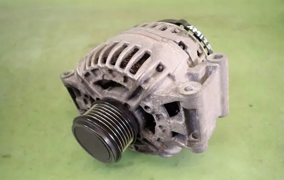 Audi A5 8T 8F Generator/alternator