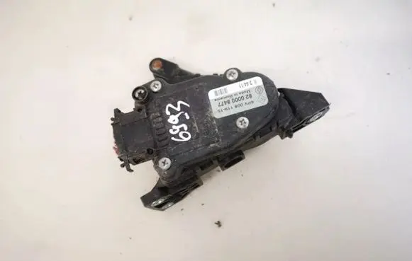 Opel Vivaro Accelerator throttle pedal 8200008477 6pv008119-15