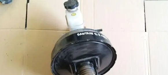 Hyundai Santa Fe Brake booster