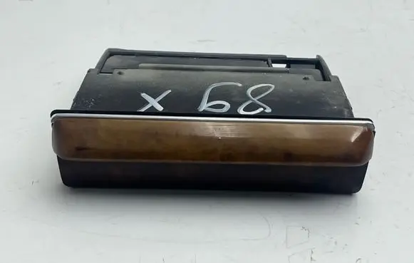Mercedes-Benz S W126 Ashtray (front) A1268100030