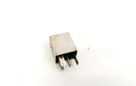Volkswagen Touran I Other relay 1k0951253a v23134j52x430