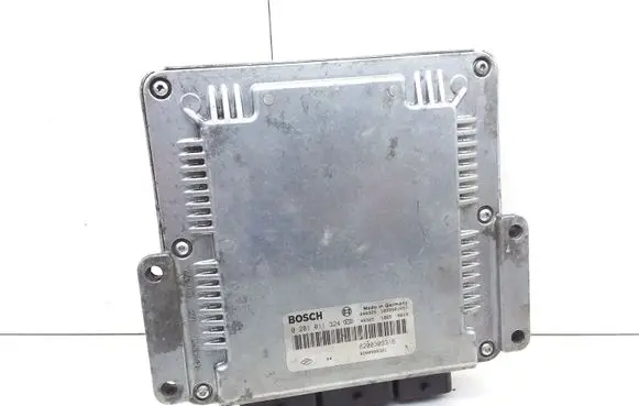 Renault Megane II Engine control unit/module 8200309316 0281011324