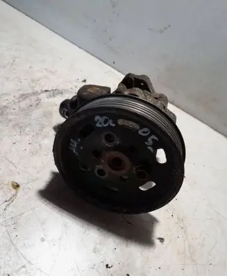 Citroen C4 I Power steering pump 8E0145155N 7690955121