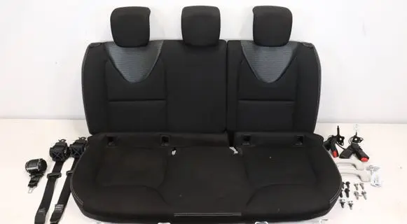 Renault Clio IV Second row seats 