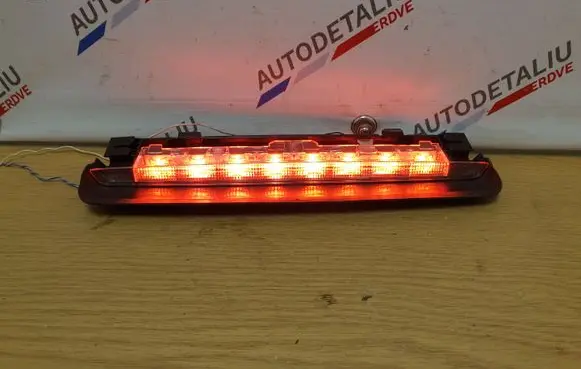 BMW 2 F22 F23 Third/center stoplight 7311541
