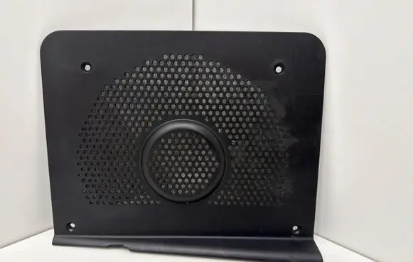 BMW 5 E60 E61 Subwoofer grill/trim 6919359