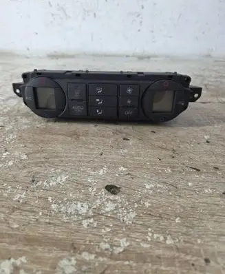 Ford Focus Climate control unit 3M5T18C612AL W0MA74892 DATCC214