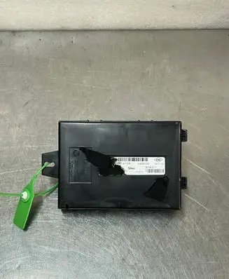 Renault Trafic III (X82) Fuse box set 284B14712R
