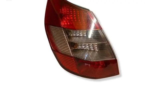 Renault Scenic II - Grand scenic II Rear/tail lights 15911500