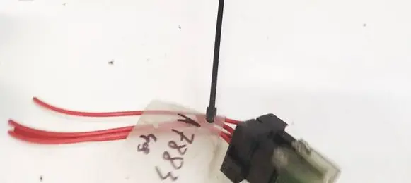 Volkswagen PASSAT B4 Fuse 161937555