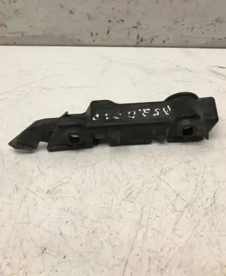 Audi A5 8T 8F Front bumper mounting bracket 8T0807284A 43012122