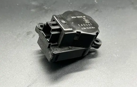 Ford Mondeo MK IV Air flap motor/actuator 3M5H19E616AB EAD251 11875