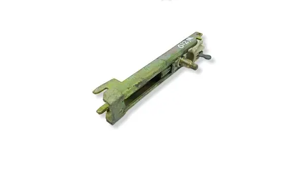 Mercedes-Benz E W210 Seat belt adjustment rail 40019BV 40019 40017