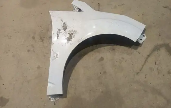Ford C-MAX II Fender 