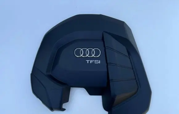 Audi A4 S4 B9 8W Engine cover (trim) 04E103925E
