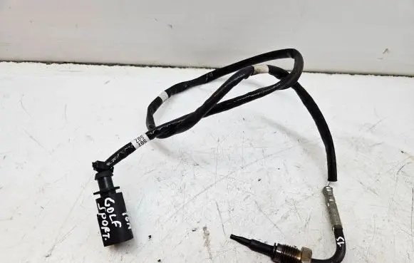 Volkswagen Golf Sportsvan Exhaust gas temperature sensor 04L906088BD