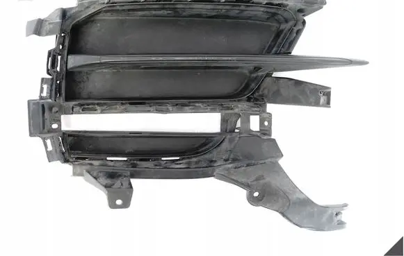 Porsche Macan (95B) Front bumper splitter molding 95B807686B
