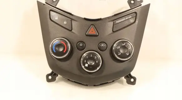Chevrolet Aveo Interior fan control switch 950776683