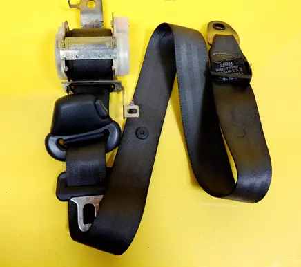 Hyundai Trajet Rear seatbelt 045254