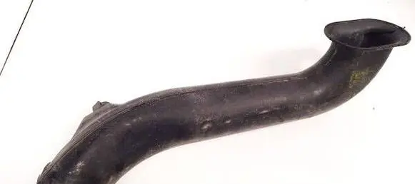 Opel Astra H Air intake hose/pipe 55351756