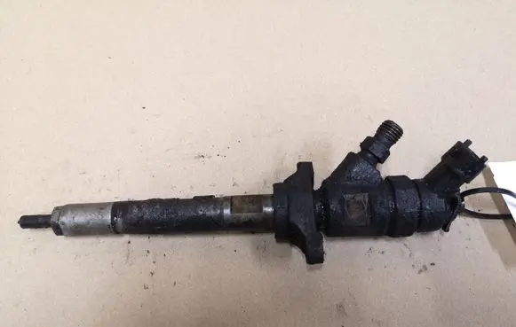 Ford Focus Fuel injector 0445110353