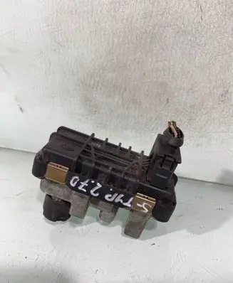 Jaguar S-Type Turbine electric control actuator 752406 6nw009206 7722391