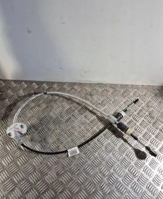 Volvo V60 Gear shift cable linkage 31492811