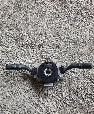 Mazda 6 Wiper turn signal indicator stalk/switch 17D318