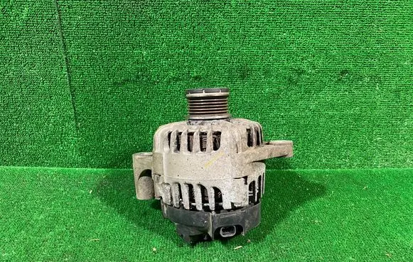 Opel Insignia A Generator/alternator 13502581