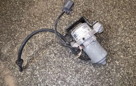 Buick Encore I Vacuum pump 95363358