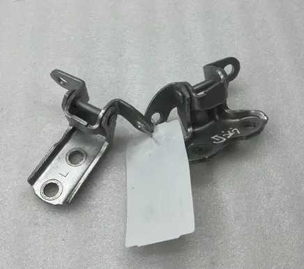 Rear door hinge set