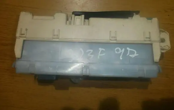 Mazda 323 F Fuse box set be6ba5k28a