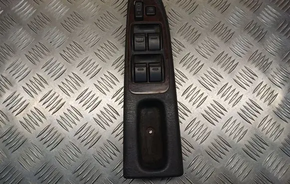Toyota Avensis T220 Electric window control switch 7423205090