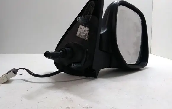 Manual wing mirror