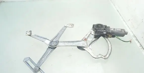 Mercedes-Benz C W202 Front door manual window regulator 0130821639