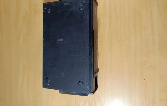 Audi A6 S6 C4 4A CD/DVD changer 7607777510