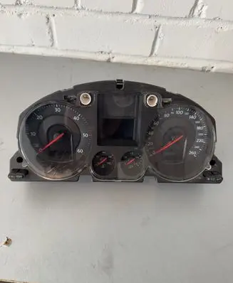 Volkswagen PASSAT B6 Speedometer (instrument cluster) A2C53194181