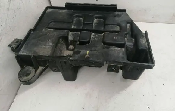 Hyundai ix35 Battery tray 371502S200