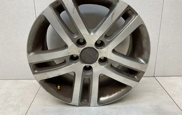 Volkswagen Golf VI R16 alloy rim 1K0601025BM