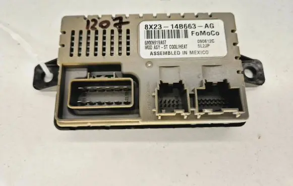 Jaguar XF X250 Seat control module 8X2314B663AG 6MXN919A07