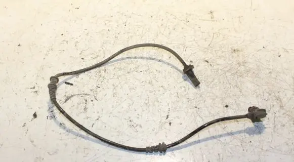 Mercedes-Benz A W169 ABS brake wheel speed sensor A1695400417