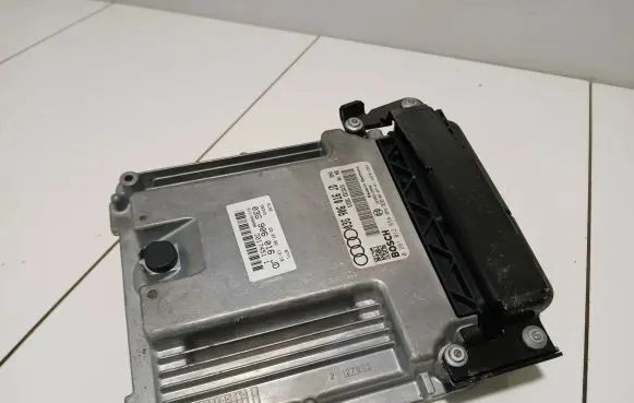 Audi A4 S4 B7 8E 8H Engine control unit/module 03G906016JD 1039S12996 0281012654