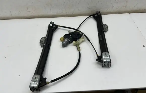 Maserati Ghibli Front door window regulator with motor 6700098150 0130822783