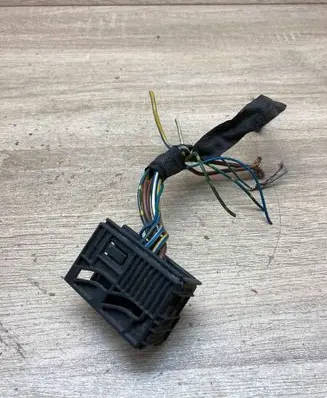 BMW 5 E60 E61 Plug wire 8352566