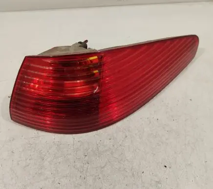 Peugeot 607 Rear/tail lights
