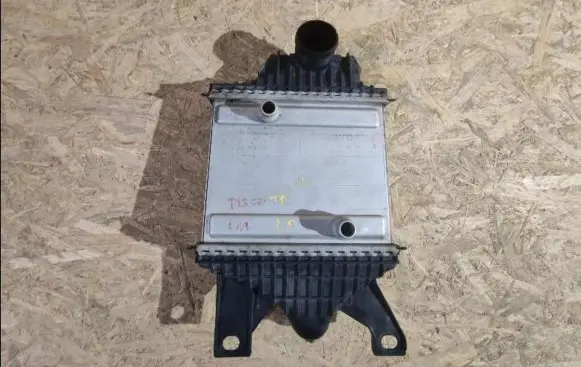 Jaguar XJ X351 Intercooler radiator FPLA6K775AB