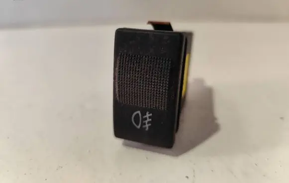 Fog light switch