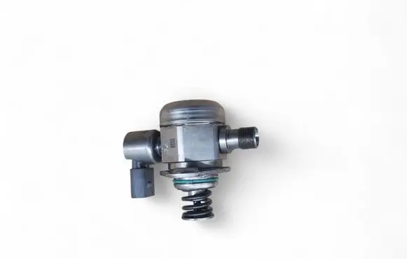Mercedes-Benz GL X166 Fuel injection high pressure pump A2780700101